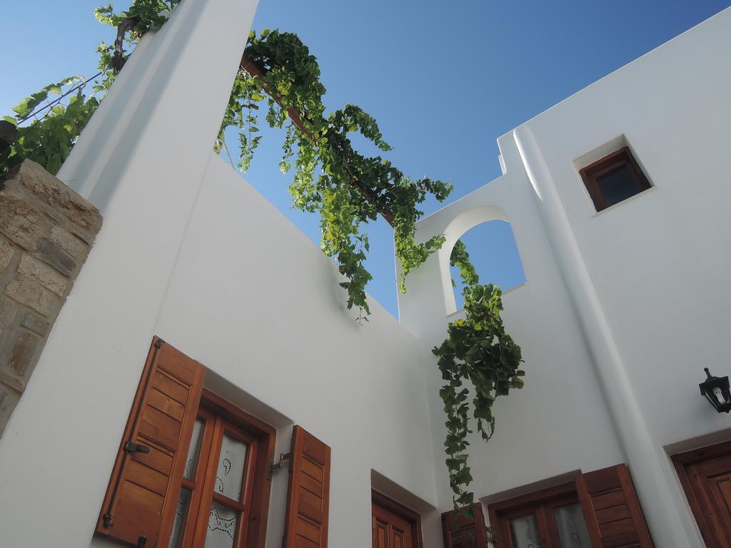 Mitsi Studios ناوسا المظهر الخارجي الصورة